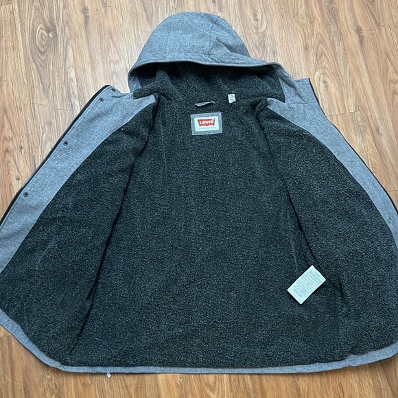 Levi’s Men’s Sherpa Lined Full Zip Performance Jacket - Picture 5 of 10